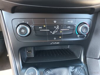 Ford Focus 1,6 Duratec Ti-VCT 85k Trend - 17
