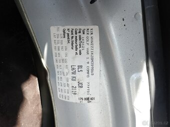 Golf 5  variant 1.9 TDI 77kw - 17