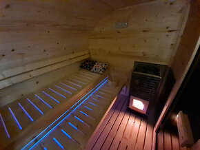 Oválná sauna s panoramatickým oknem - 17