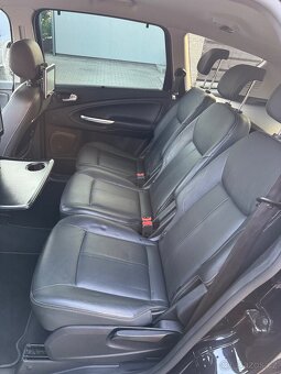 Prodám Ford S-max 2,0 TDCI Titanium v černé kůži - 17