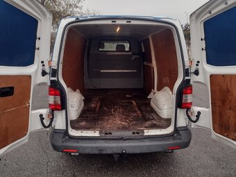 VW Transporter T5  2.0TDI - 17