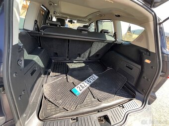 FORD S-MAX 2,2 TDCI DURASHIFT - 6 TRONIC TITANIUM 147 kW - 17