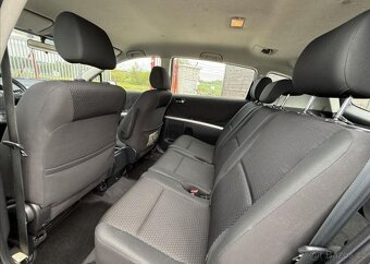 Toyota Corolla 2,2 D4-D TAŽNÉ, SERVISKA nafta manuál 100 kw - 17