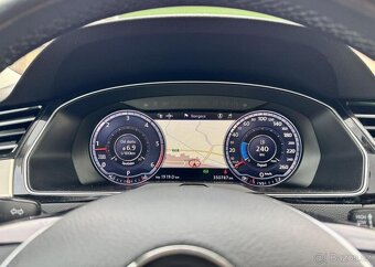 Volkswagen Passat 2,0 TDI DSG nafta automat 140 kw - 17