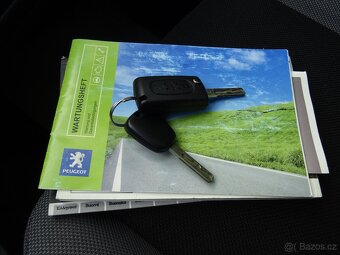 Peugeot 207 1,4 SW 54kW 2x kola, velice pěkný s pěknou výb. - 17
