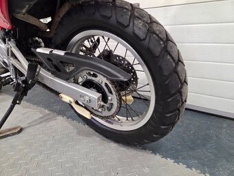 Honda NX 650 Dominator - 17