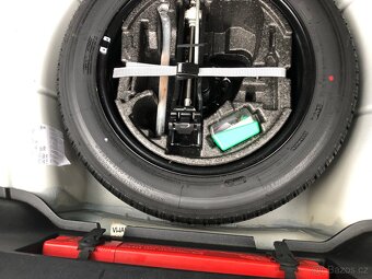 Škoda Superb 2,0 TDI/103kW Ambition - 17