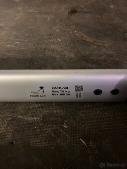 Toyota RAV4 2.0i - 17