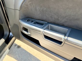 2013 Dodge Challenger SRT8 | MANUÁL | 74.000km | 392 HEMI - 17