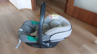 Dětská autosedačka Aton S2 i-Size včetně ISOFIX báze - 17
