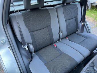 Toyota Rav4 2.0D-4D 4WD - 2003 - 153.100km - nové ME+TK - 17