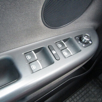 Volkswagen Golf Plus VI 1,6TDi 77kw, STYLE, cebia,NAJETO 118 - 17