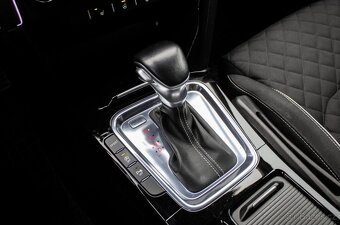 Kia Ceed SW 1.6 CRDi GT-Line A/T, 100kW (2020) - 17