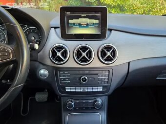Mercedes B180,automat,2018,ČR,119tis.km,LED světla,serviska - 17