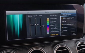 Mercedes Benz E350d 4x4 AMG - 17