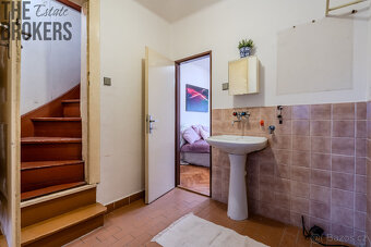Prodej rodinného domu 180 m2, pozemek 414 m2 - 17