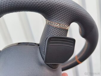 Nový kožený volant Audi PERFORMANCE, exkluzivní tvar - 17