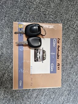 Renault Clio II - 17