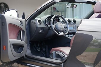 Audi TT 8J Roadster - 17