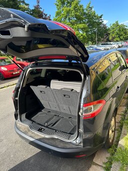 Ford S-Max - 17