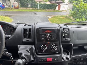 Prodám Fiat Ducato 2.3JTD 6 Míst - 17