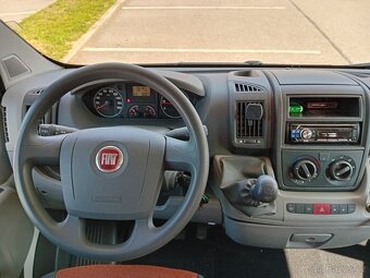 OBYTNÝ AUTOMOBIL FIAT ELNAGH 60000 KM - 17