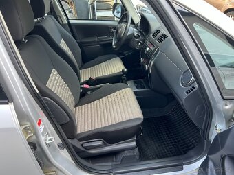 Fiat Sedici 1,6i 88KW 4x4 1.MAJIT. 73000KM TAŽNÉ LETNÍ+ZIMNÍ - 17