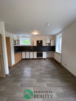 Pronájem rodinného domu 4+1, 140 m2, Libušín - okr. Kladno - 17