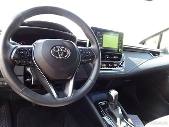 Toyota Corolla 1,8 HYBRIDNÍ,GARANCE KM - 17