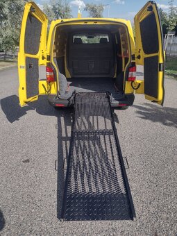 VW Transporter T5 2.0TDI - 17