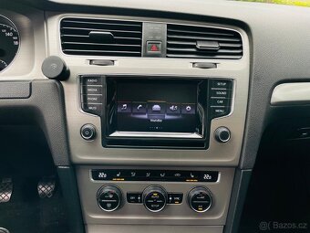 Volkswagen Golf 2.0TDI 110KW ALLSTAR MANUÁL VYHŘEV SENZORY - 17