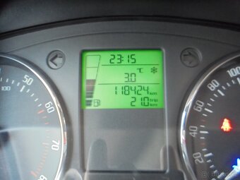 Škoda Fabia 1.2 HTP Facelift - 17