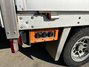 Prodam VW T5 2,5 TDI 96 kw - 17