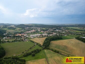 Zbraslavec, RD 5+1, historická stavba Porčův mlýn, zahrada,  - 17