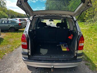 Opel Zafira 1,8i 92kW, r.v. 2002, stk 03/2026 7 Míst - 17