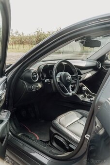 Alfa Romeo Giulia 2.2 JTDm 154 kW MANUÁL 57.000km - 17