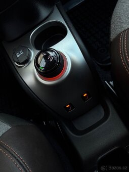 FIAT PANDA 1.3M-Jet 59kw ČR Cross 4x4 Tažné Kůže - 17