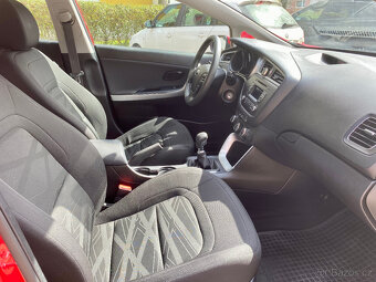 Kia Cee´d, cee'd II 1.4 First Edition Hatchback - 17