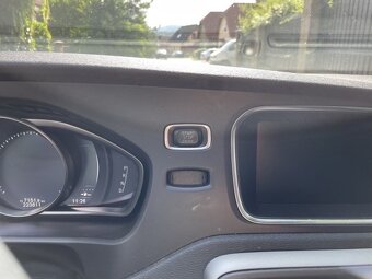 Volvo V40 D2 AUTOMAT 2.0 diesel - 17