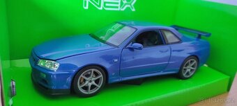 Modely aut 1/24 - NISSAN (Whitebox, Welly) - 17