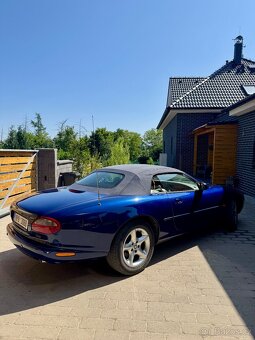 Jaguar XK8 - 17