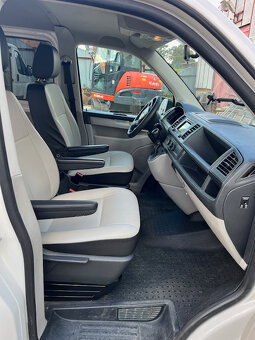 Volkswagen Transporter T6 8míst - 17
