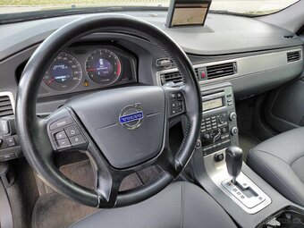 Volvo S80 1.maj.,nová stk, servis volvo - 17