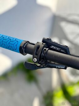 AM/trailové kolo YT Jeffsy 27,5" - 17