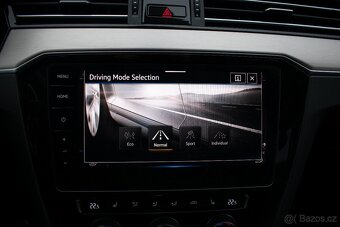 Passat B8 140kw 2.0TDi 4x4 r-line Virtual matrix webasto - 17
