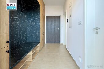 Luxusní Penthouse 2+kk s terasou, úložnou místností – Plzeň - 17