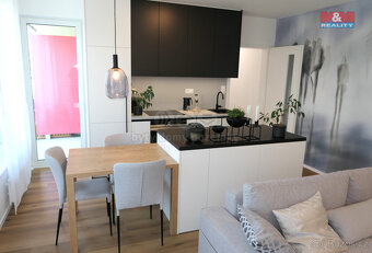 Pronájem bytu 2+kk, 52 m², Praha, ul. Milánská - 17
