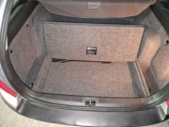 Octavia I combi 1,6 MPI 75 KW , TOP STAV bez koroze - 17