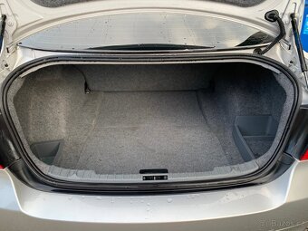 BMW 318i e90 carplay - 17