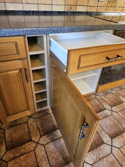 Krásná kuchyňská linka 8,5 metrů - 17